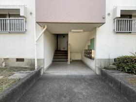 粕畠住宅１号棟