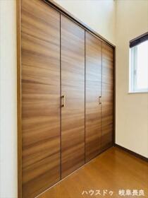 ●岐阜市旦島2丁目　中古一戸建て