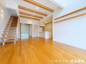 ●岐阜市旦島2丁目　中古一戸建て