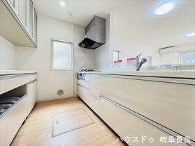 岐阜市西中島6丁目　中古一戸建て