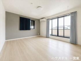 ●一宮市木曽川町玉ノ井字稲荷浦　中古一戸建て