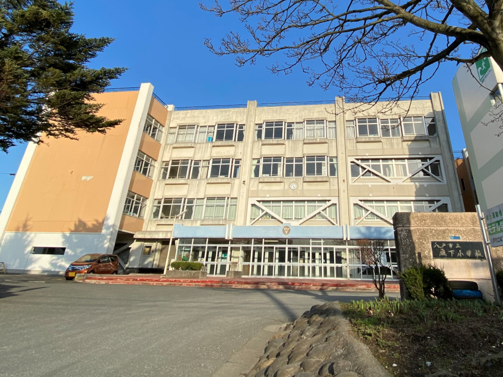 青森県八戸市沼館1丁目の新築一戸建て 2680万円 の不動産 住宅の物件詳細 ハウスドゥ Com スマートフォンサイト 青森県八戸市沼館1丁目の新築一戸建て 2680万円 の不動産 住宅の物件詳細 ハウスドゥ Com スマートフォンサイト